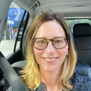 Meet your Posher, Suzanne